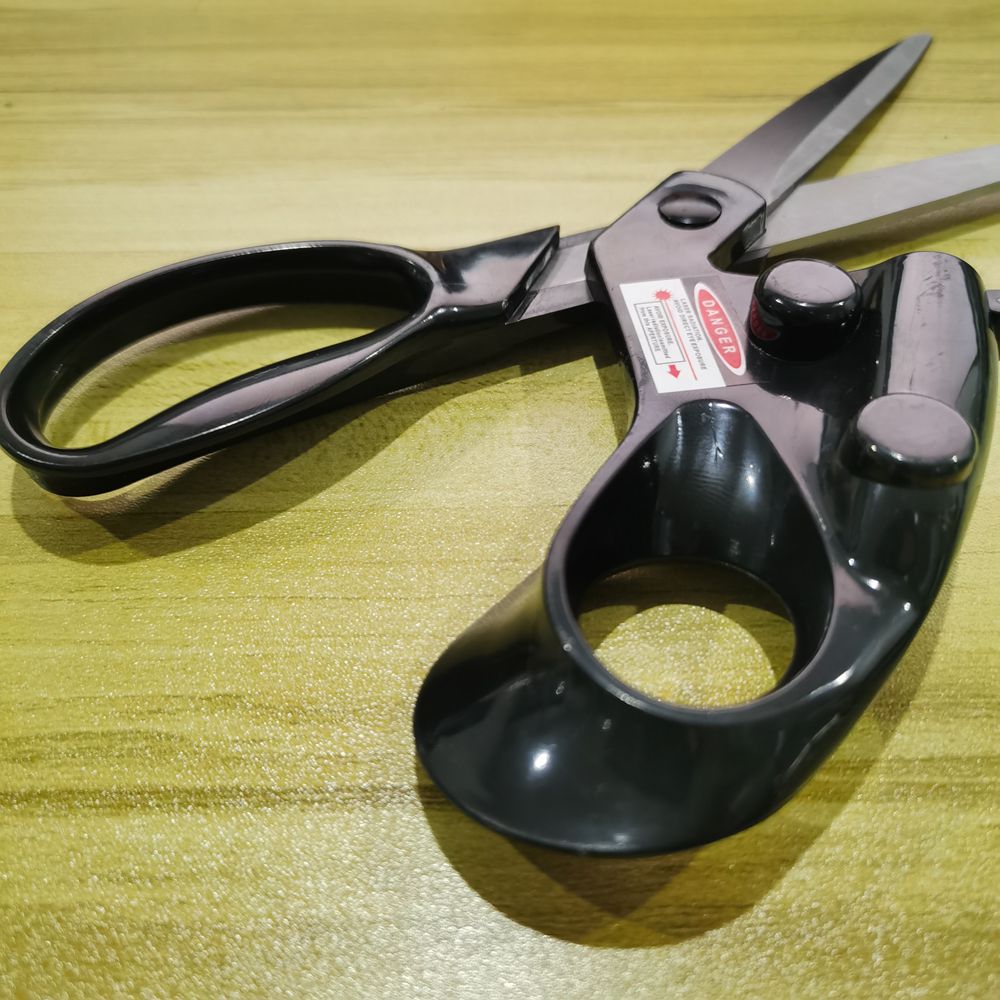 Nuove Forbici Professionali in - Scissors Stainless Craft recensione e prezzo